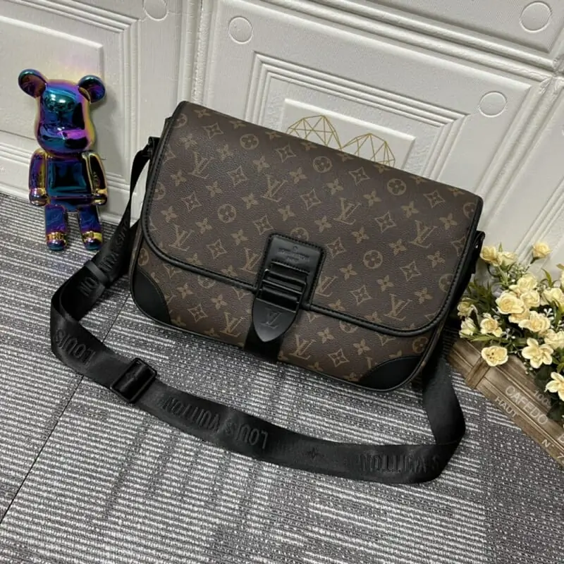 louis vuitton aaa homme mini sac a main s_104b213